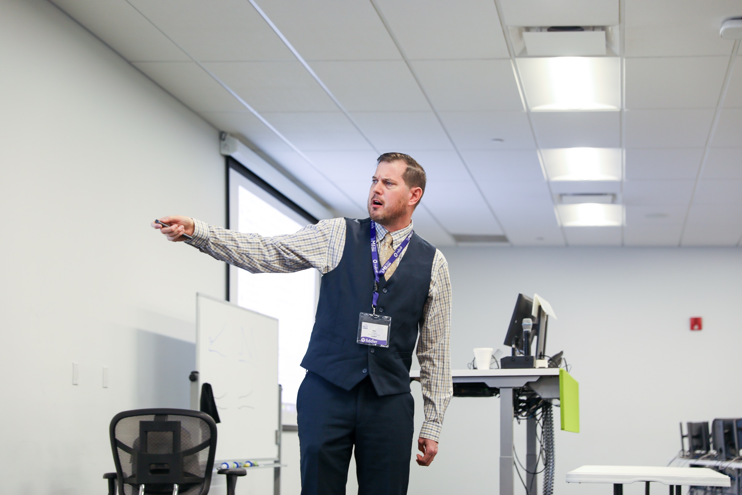 MITechCon speaker presenting in a breakout session